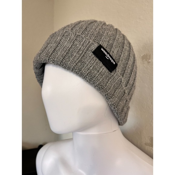 The Unbranded Brand Other - Weedmaps Gray Ribbed Knit Beanie Skull Hat Weed Co Mary Jane Pot Hat winter‎